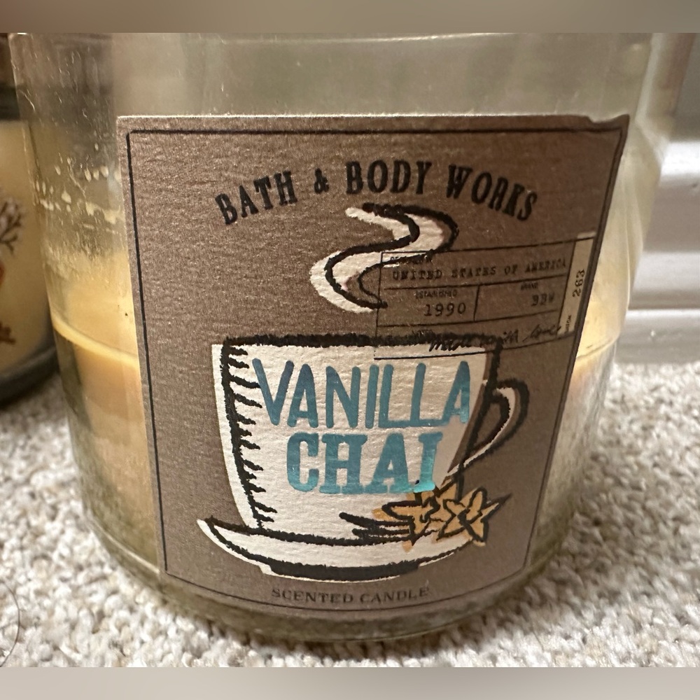 Bath and Body Works Vanilla Chai Candle 2014